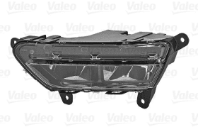 Передняя противотуманная фара