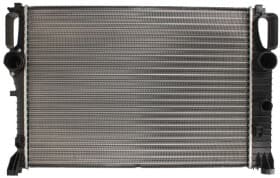 Радиатор охлаждения двигателя