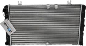 Радиатор охлаждения двигателя