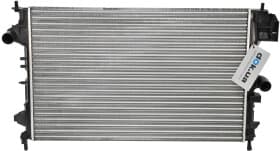 Радиатор охлаждения двигателя