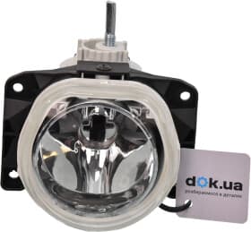 Передня протитуманна фара