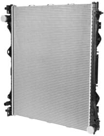 Радіатор охолодження двигуна Радіатор охолодження двигуна