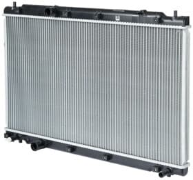 Радіатор охолодження двигуна