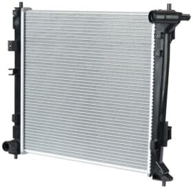 Радіатор охолодження двигуна Радіатор охолодження двигуна