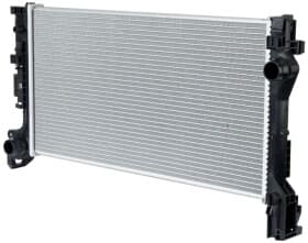 Радиатор охлаждения двигателя