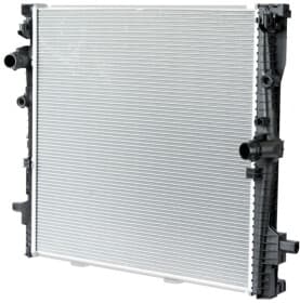 Радиатор охлаждения двигателя