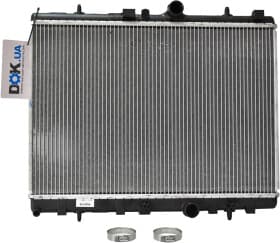 Радиатор охлаждения двигателя