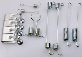 Монтажный комплект барабанных тормозных колодок