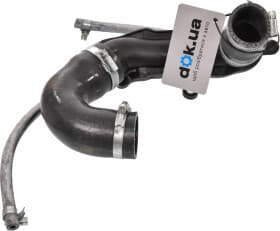 Патрубок радіатора системи охолодження двигуна