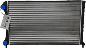 Радіатор охолодження двигуна