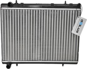 Радиатор охлаждения двигателя