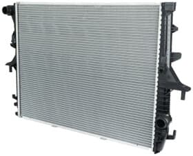 Радіатор охолодження двигуна Радіатор охолодження двигуна