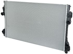 Радиатор охлаждения двигателя