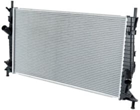 Радиатор охлаждения двигателя Srl 3202081