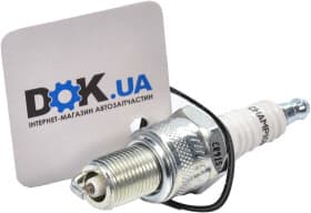 Свеча зажигания