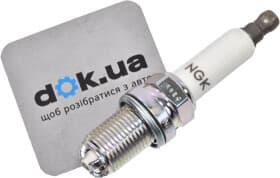 Свеча зажигания