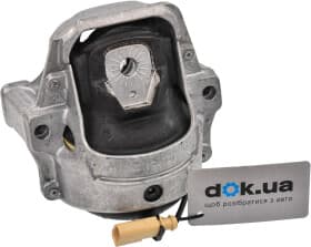 Подушка двигателя