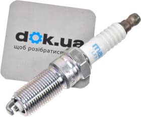 Свічка запалювання Mazda LFY118110