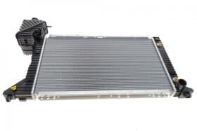 Радиатор охлаждения двигателя Радиатор охлаждения двигателя