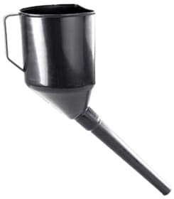 Лейка ХарОптТорг CWCB универсальная пластиковая