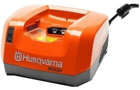 Зарядний пристрій для електроінструментів Husqvarna QC330
