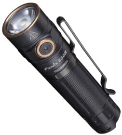 Ручной фонарь Fenix e30r