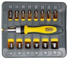 Викрутка реверсивна з набором бит Сила 302016