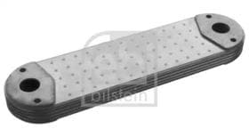 Оливний радіатор двигуна