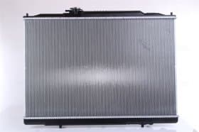 Радиатор охлаждения двигателя