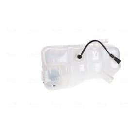 Бачок охлаждающей жидкости