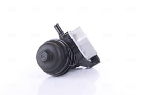 Масляный радиатор двигателя