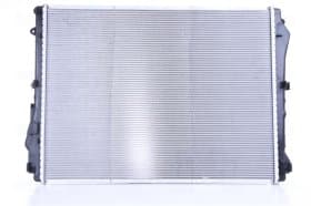 Радиатор охлаждения двигателя