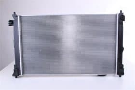 Радиатор охлаждения двигателя