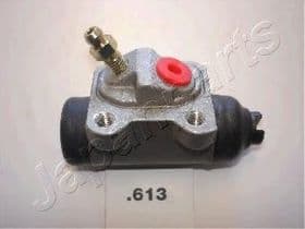 Колесный тормозной цилиндр