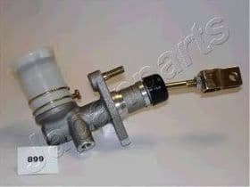 Главный цилиндр сцепления