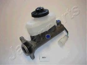 Главный тормозной цилиндр