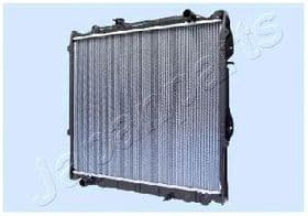 Радиатор охлаждения двигателя