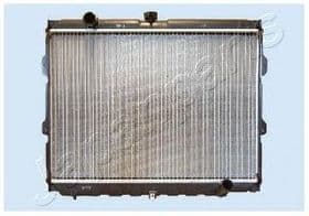 Радиатор охлаждения двигателя