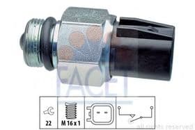 Выключатель фонарей заднего хода