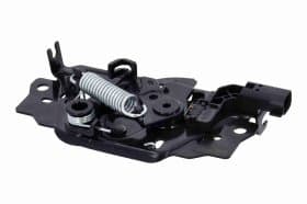 Замок капота