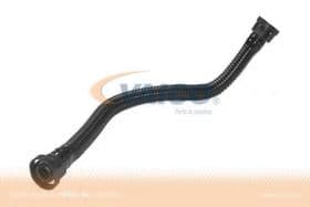 Патрубок клапанной крышки