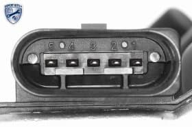 Впускной патрубок