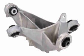 Поворотний кулак