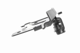 Замок капота