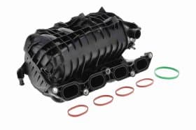 Впускной патрубок