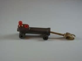 Головний циліндр зчеплення