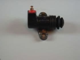 Робочий циліндр зчеплення Робочий циліндр зчеплення