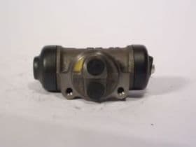 Колісний гальмівний циліндр Колісний гальмівний циліндр