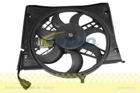 Вентилятор системы охлаждения двигателя Вентилятор системы охлаждения двигателя