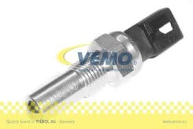 Выключатель фонарей заднего хода